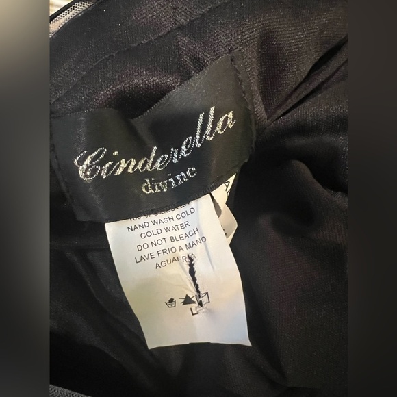 CINDERELLA DIVINE Black long Sequins Dress Size L - Picture 9 of 9
